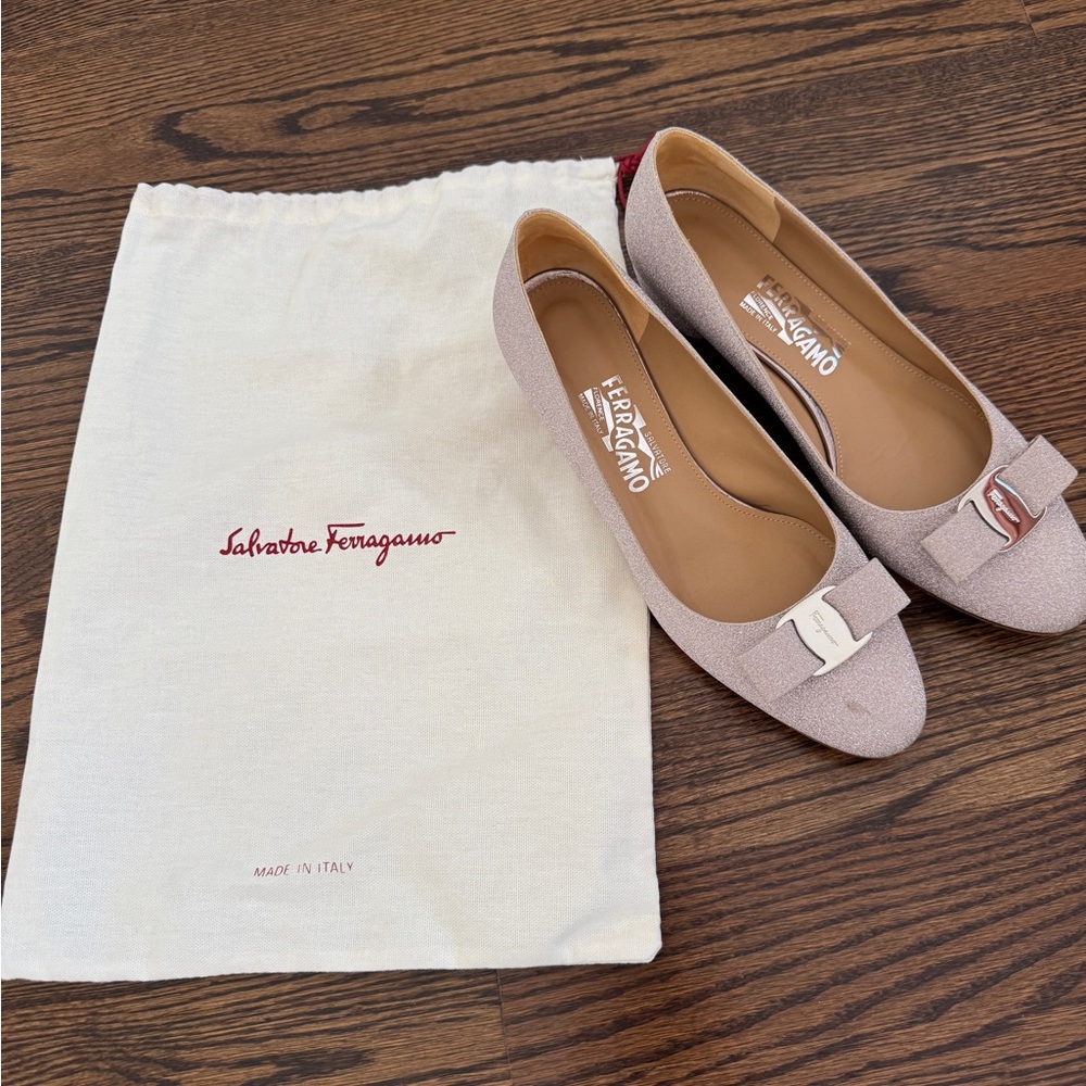 Salvatore Ferragamo Pink Leather Flats with Signature Bow